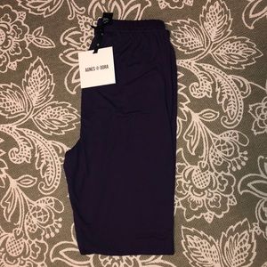 Agnes & Dora leggings blackberry NWT